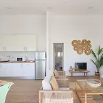 Sun & Sands Terrace Apts, By Timecooler * 코스타 다 카파리카