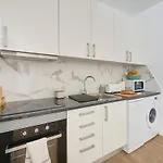아파트 Sun & Sands Terrace Apts, By Timecooler *