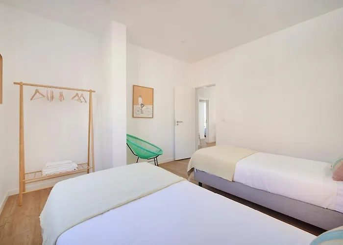 Sun & Sands Terrace Apts, By Timecooler 公寓