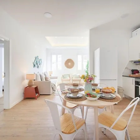 Sun & Sands Terrace Apts, By Timecooler דירה