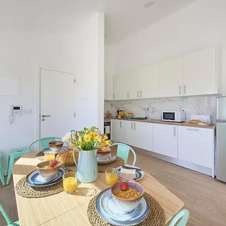 Sun & Sands Terrace Apts, By Timecooler Costa da Caparica