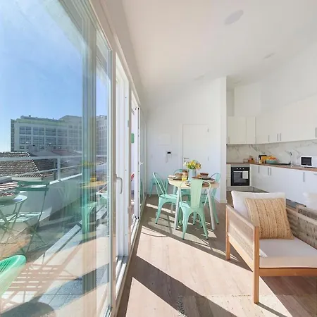 Apartment Sun & Sands Terrace Apts, By Timecooler Costa da Caparica