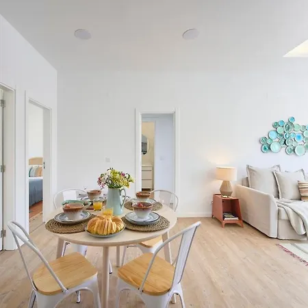 Sun & Sands Terrace Apts, By Timecooler דירה *