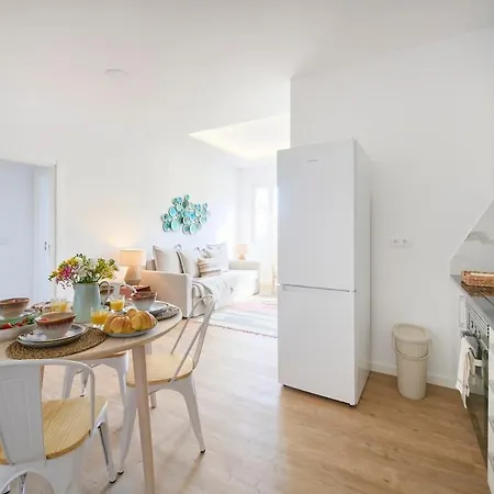 Sun & Sands Terrace Apts, By Timecooler *