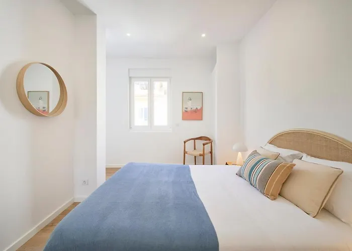 Sun & Sands Terrace Apts, By Timecooler